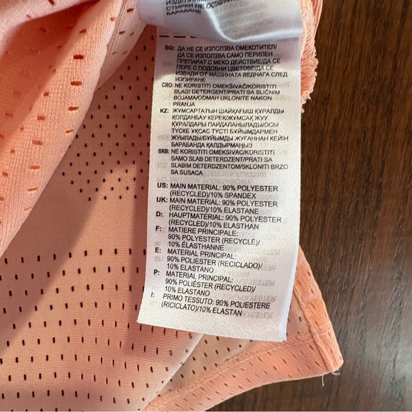adidas $50 L peach Short Sleeve Women's Engineered Tee activewear - Picture 7 of 11